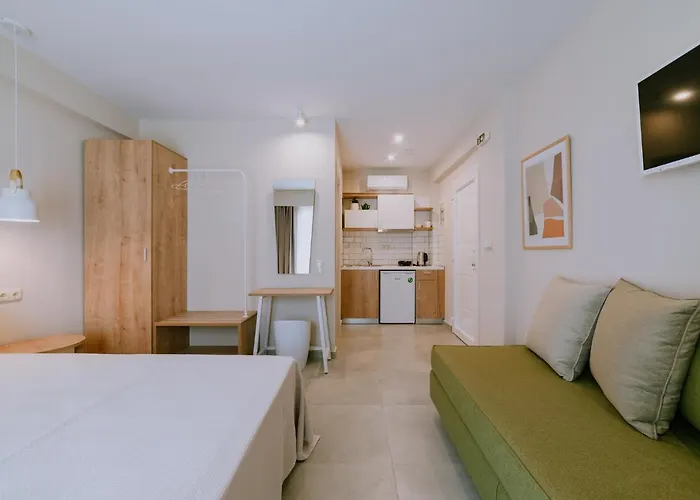 アパートホテル Alion Prínos