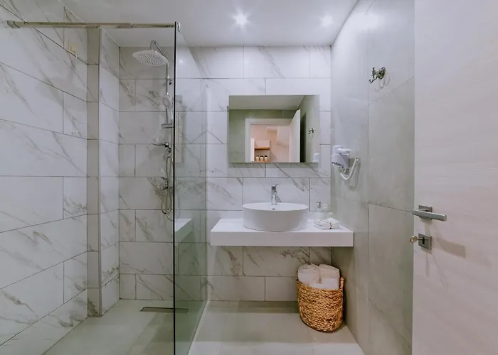 アパートホテル Alion Prínos